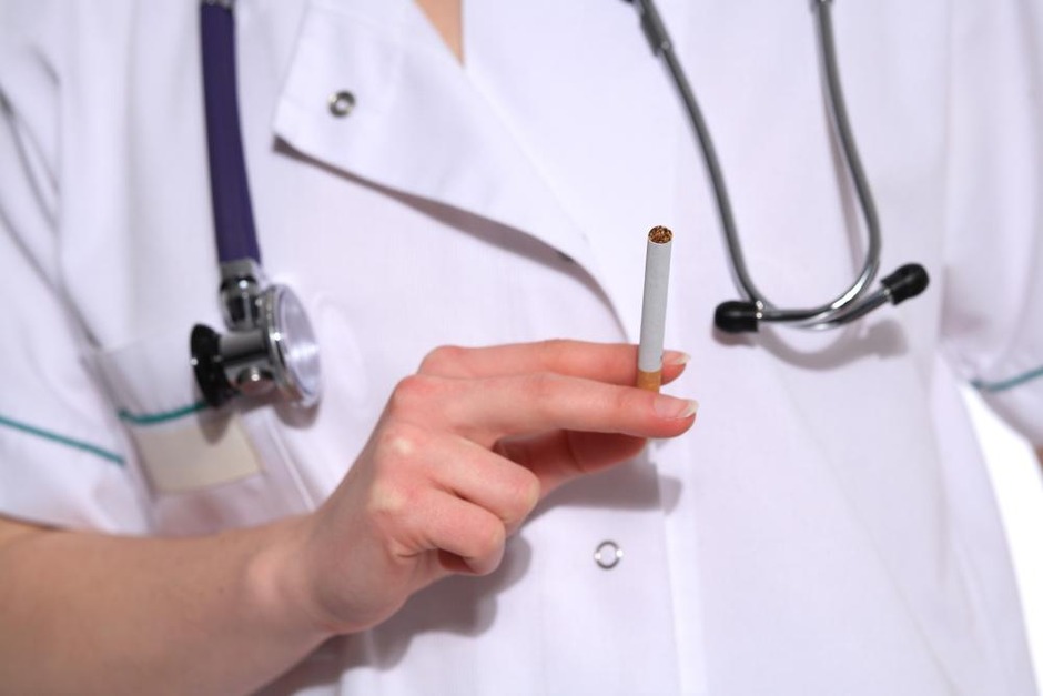 Une soixantaine d'hôpitaux ouvrent leurs portes aux fumeurs