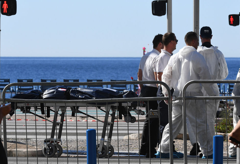 Attentat de Nice: hôtels et hôpitaux ont accueilli une centaine de blessés